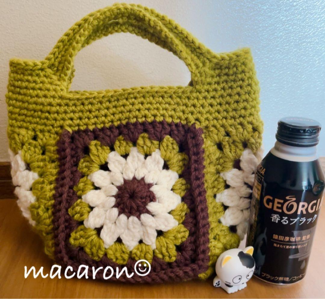ハンドメイド｜ニットバッグ｜フラワーデザイン｜モチーフ編み｜抹茶色