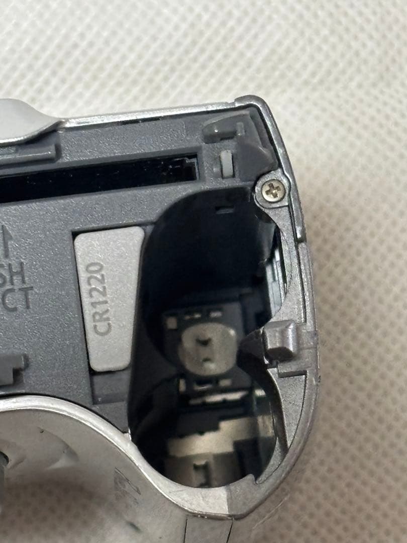 Canon PowerShot A560 コンパクトデジタルカメラ　単三電池付き