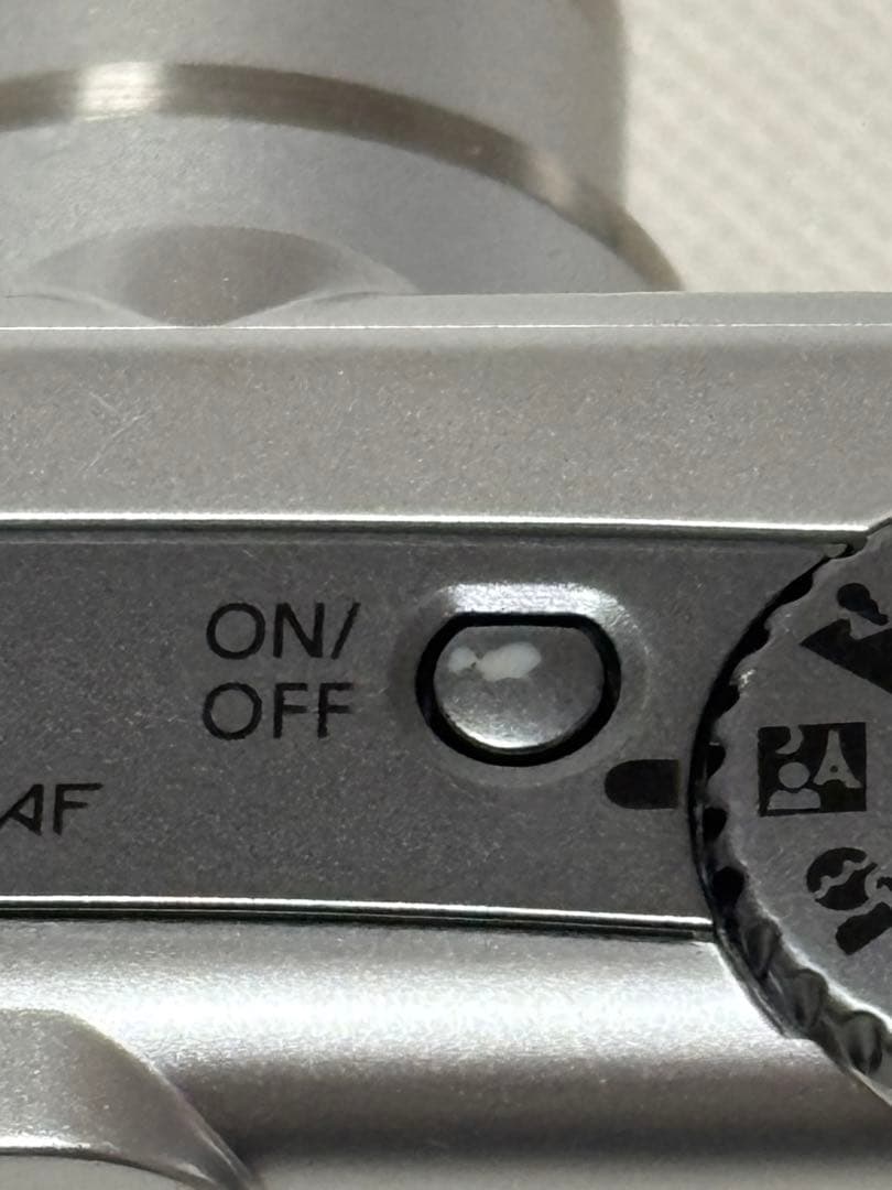 Canon PowerShot A560 コンパクトデジタルカメラ　単三電池付き