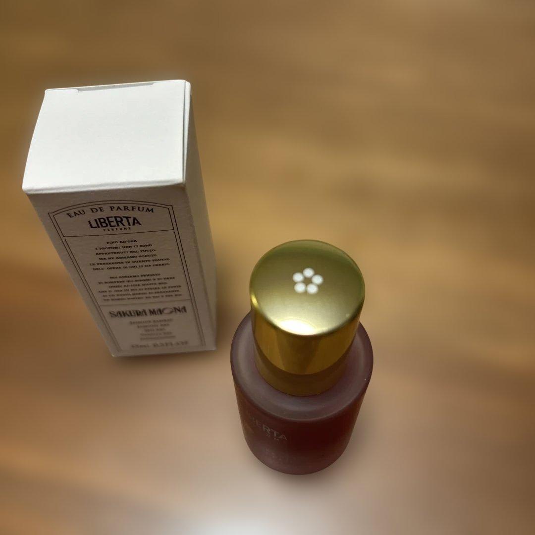 本日限定値下げ リベルタパフューム サクラマグナ 15ml