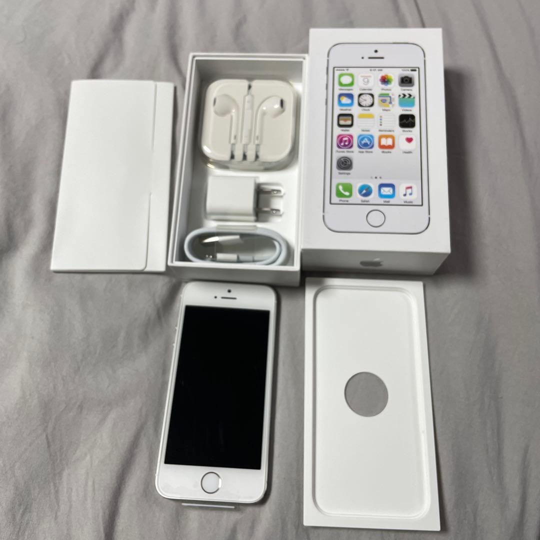 新品　Apple iPhone5S　箱・付属品付き