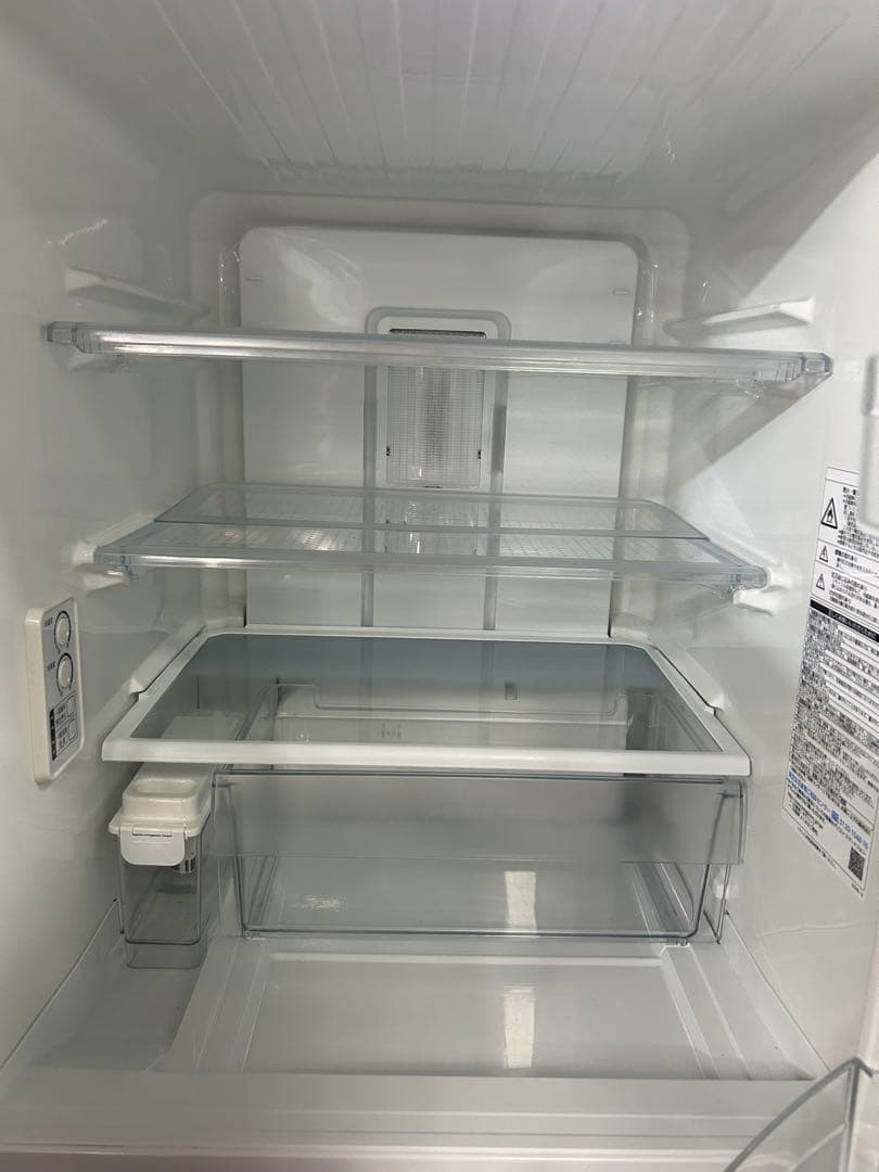 名古屋市内無料配送57★東芝 GR-K33S 330L冷蔵庫