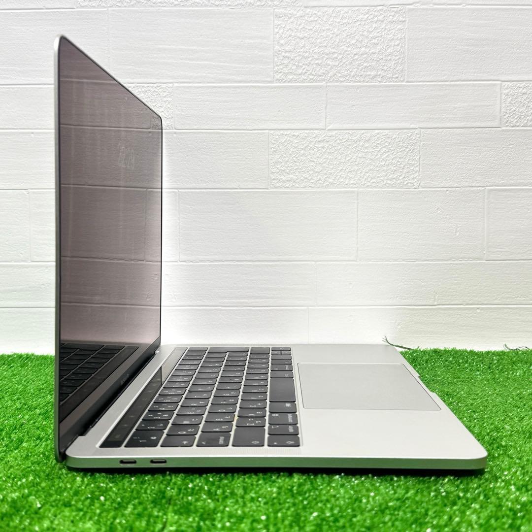 【ほぼ新品同様】MacBook Pro i7 16GB SSD1TB ノートPC