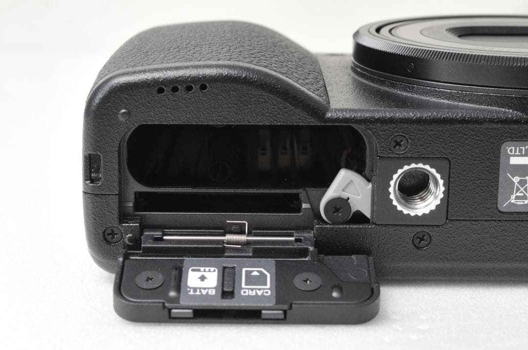 ショット数少なめ❣️RICOH GR Ⅲ⭐️動作確認済み コンパクトデジタルカメラ