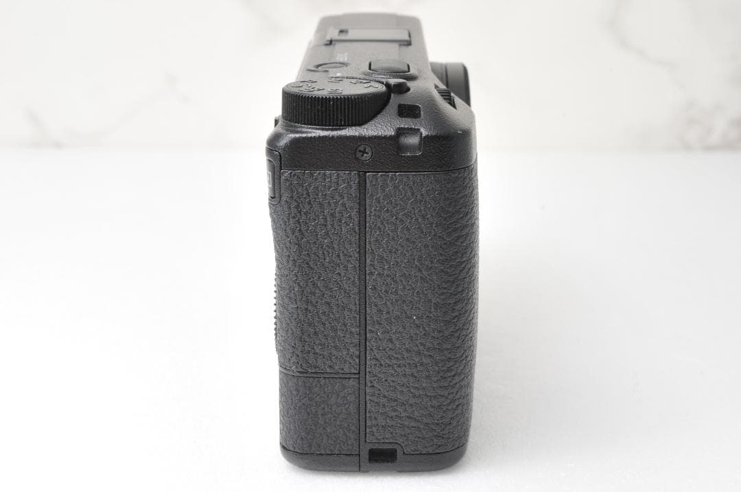 ショット数少なめ❣️RICOH GR Ⅲ⭐️動作確認済み コンパクトデジタルカメラ