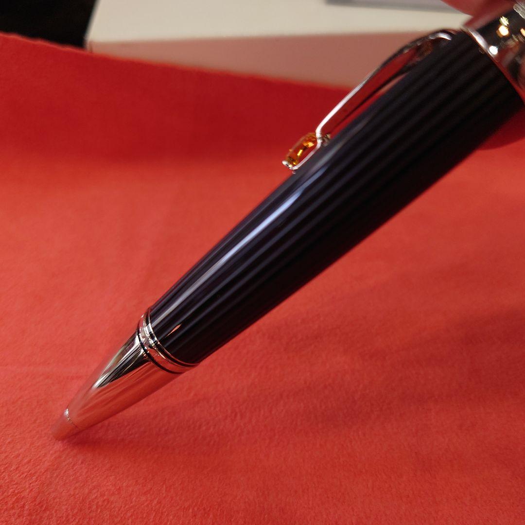 MONT BLANC モンブランボールペン筆記具 　縦縞模様　新品未使用