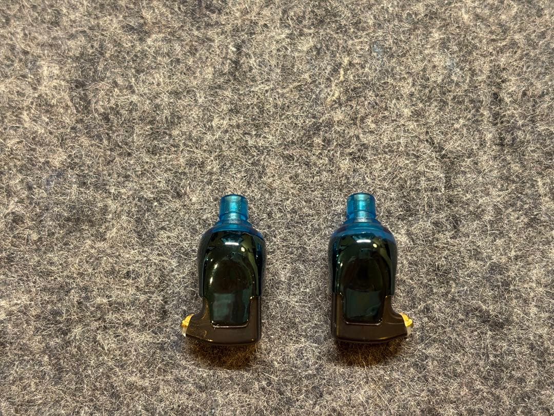 イヤホン Ultimate Ears Triple.fi 10 Pro