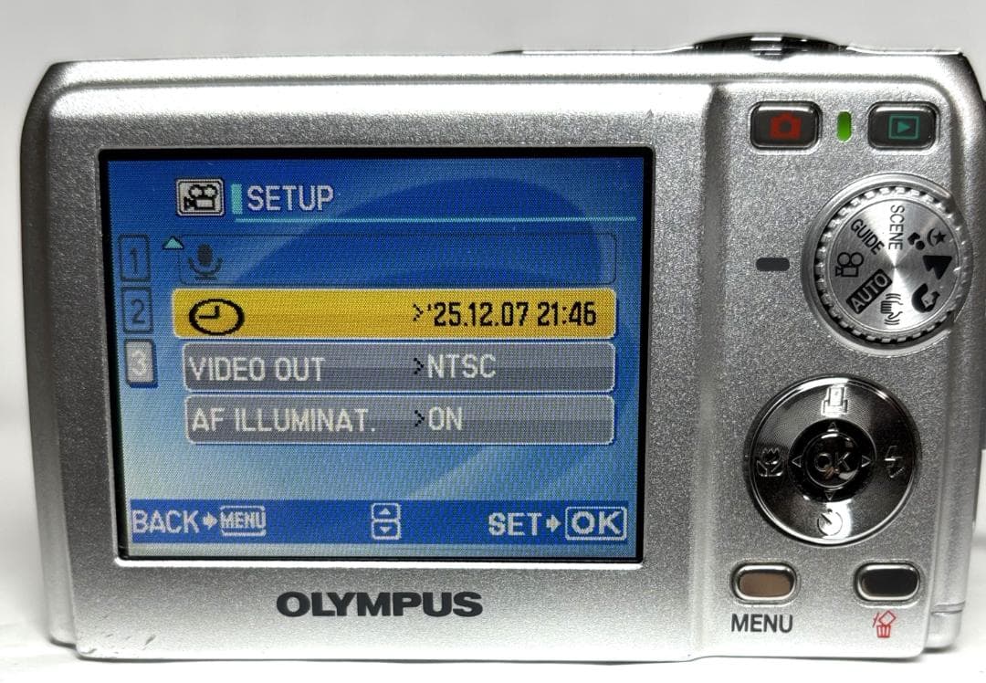 Olympus FE-200 6.0MPデジタルカメラ　xdカード付 #5279