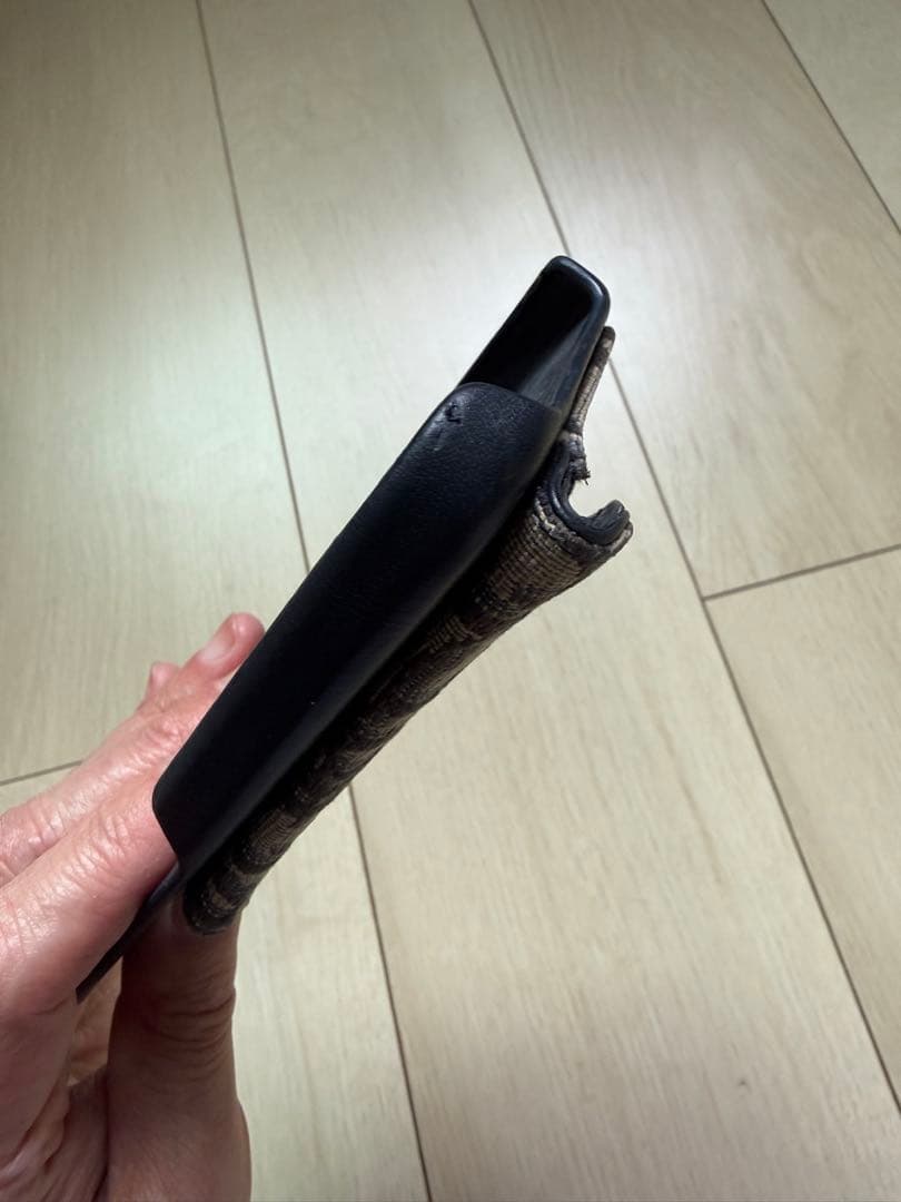【Dior】 iPhone 15 Proケース 付属品あり