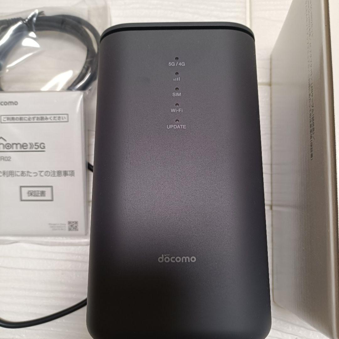 docomo  5G HR02 ダークグレー 中古品