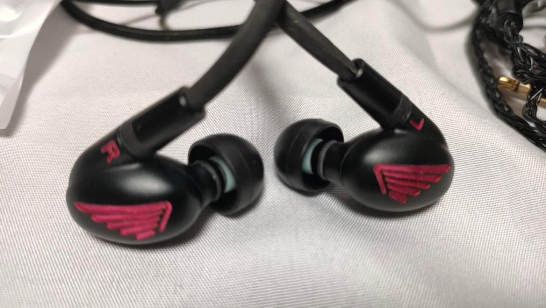 LZ a5 1DD+4BA MMCX 3.5mmプラグ