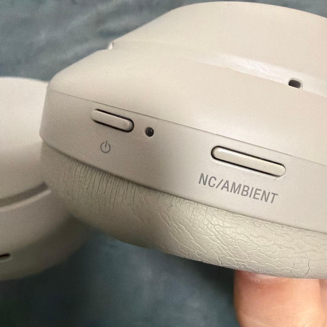 SONY ワイヤレスヘッドホン ホワイトWH-1000XM4