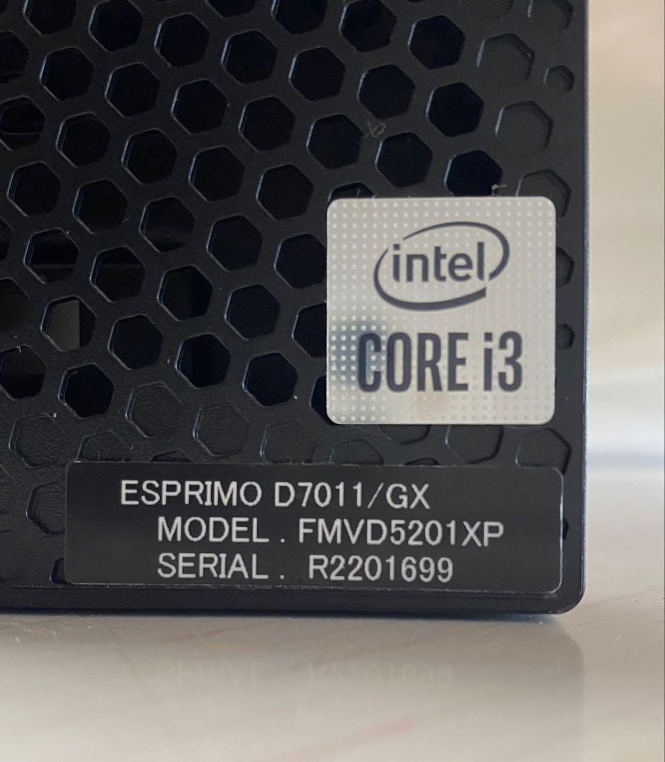 Windowsデスクトップ Fujitsu ESPRIMO D7011/GX Intel Core i3
