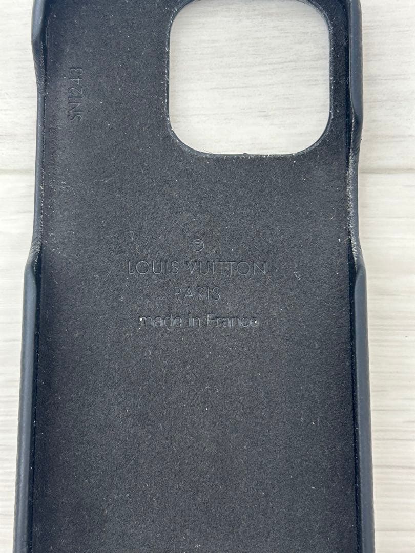 ヴィトン モノグラム バンパー 15PRO スマホカバー