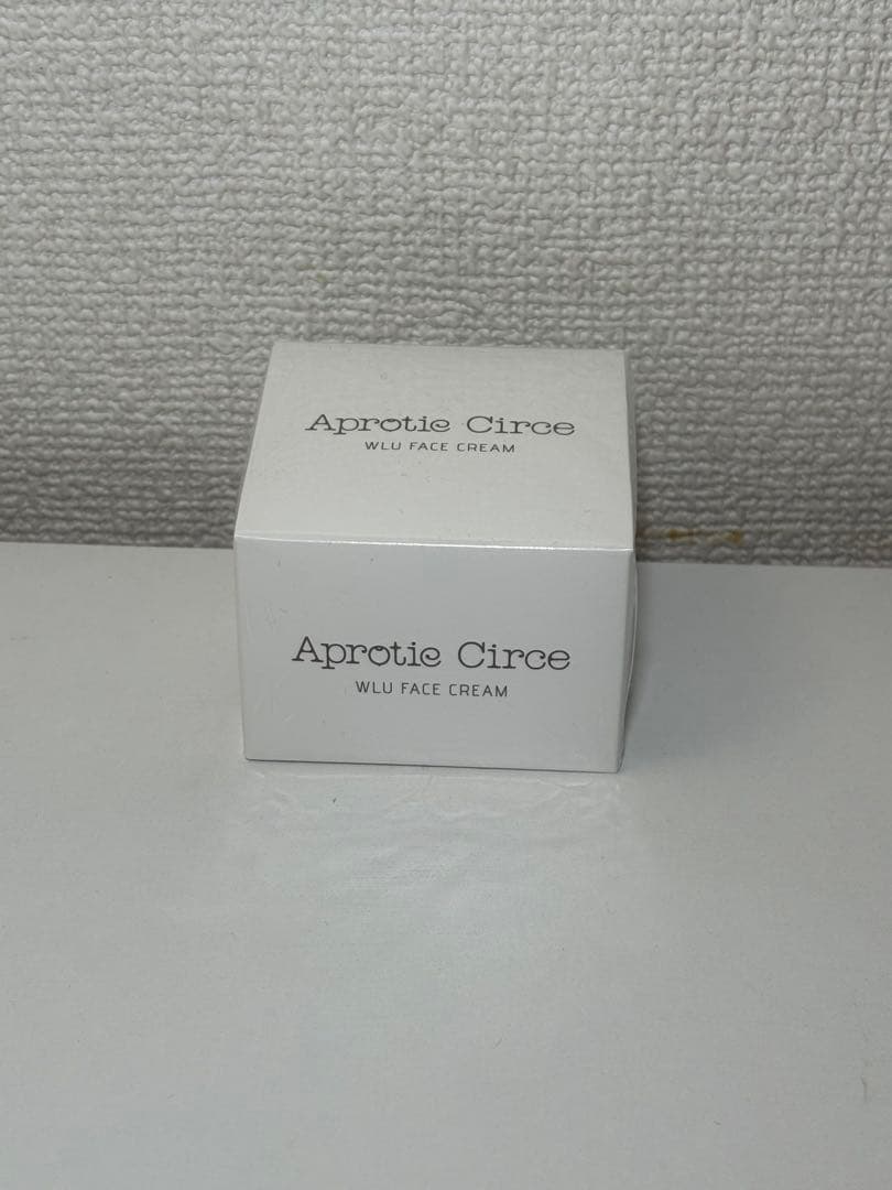 オーガニックフェイスクリーム　アプロティーチルチェ ＷＬＵ
