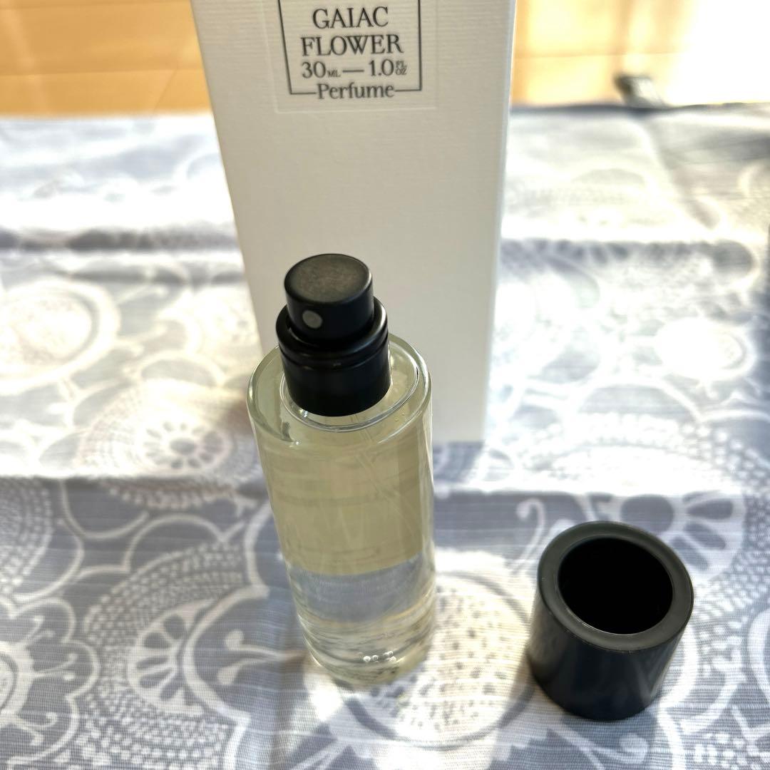 ノンフィクション　ガイアックフラワー　オードパルファム30ml 成分表示あり