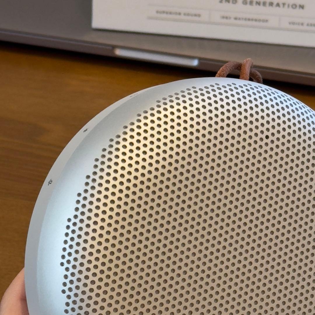 Beosound A1 2nd Gen グレーミスト