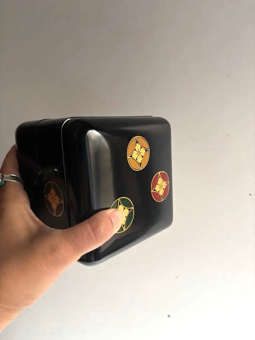 911 会津塗 木製本漆塗 七宝紋二段小重 重箱 菓子器 伝統工芸品 未使用
