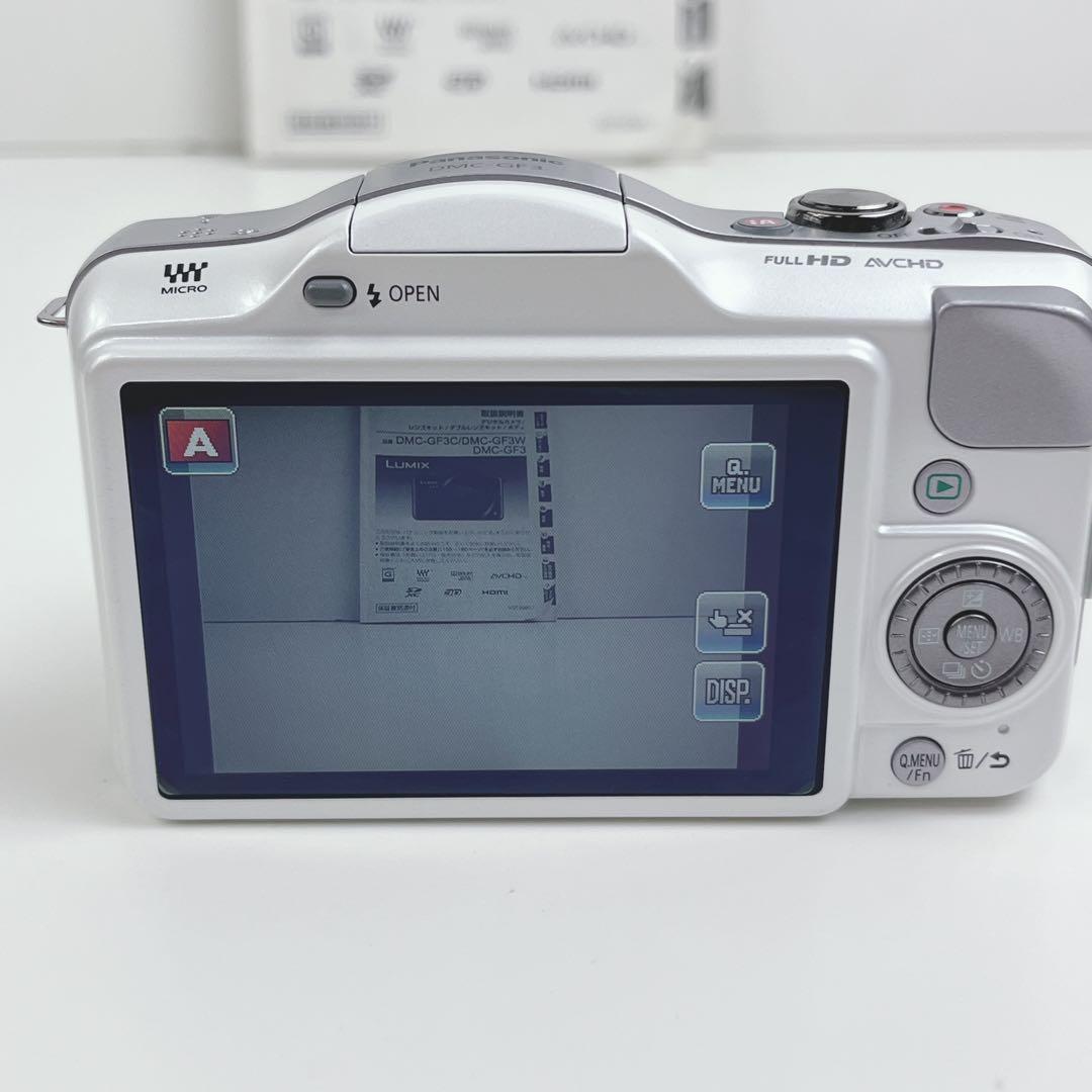 軽量　高画質　パナソニック　LUMIX DMC-GF3　ボディ　人気色のホワイト