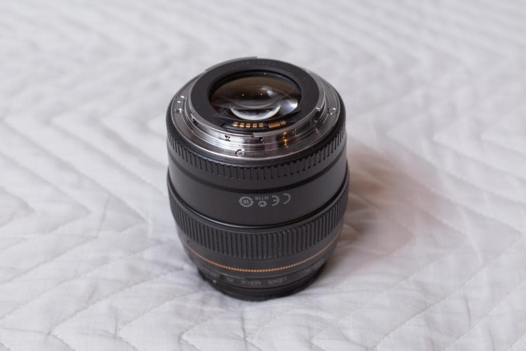 Canon EF 85mm F1.8 USM（単焦点レンズ中望遠）