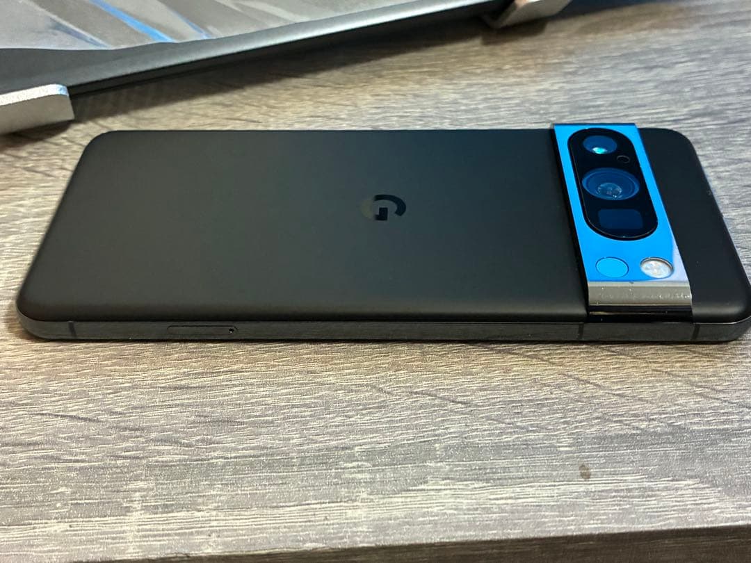 Google Pixel 8 Pro ブラック SIMフリー 箱 レンズカバー付