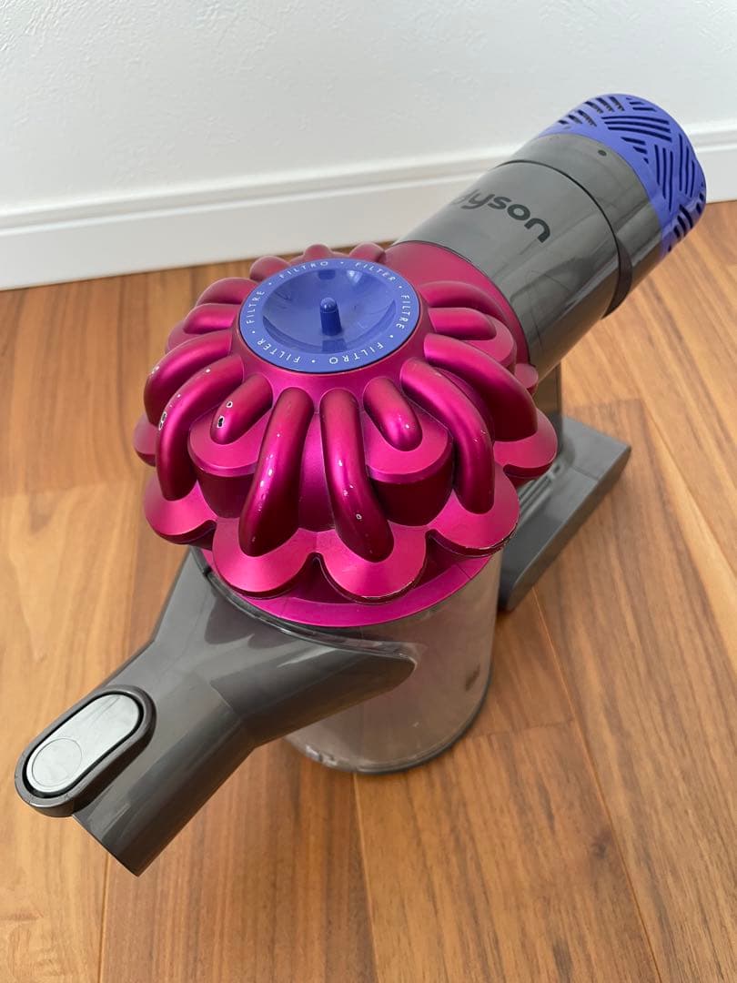 dyson v6 cord-free pro ダイソン　本体　付属品多数　掃除機