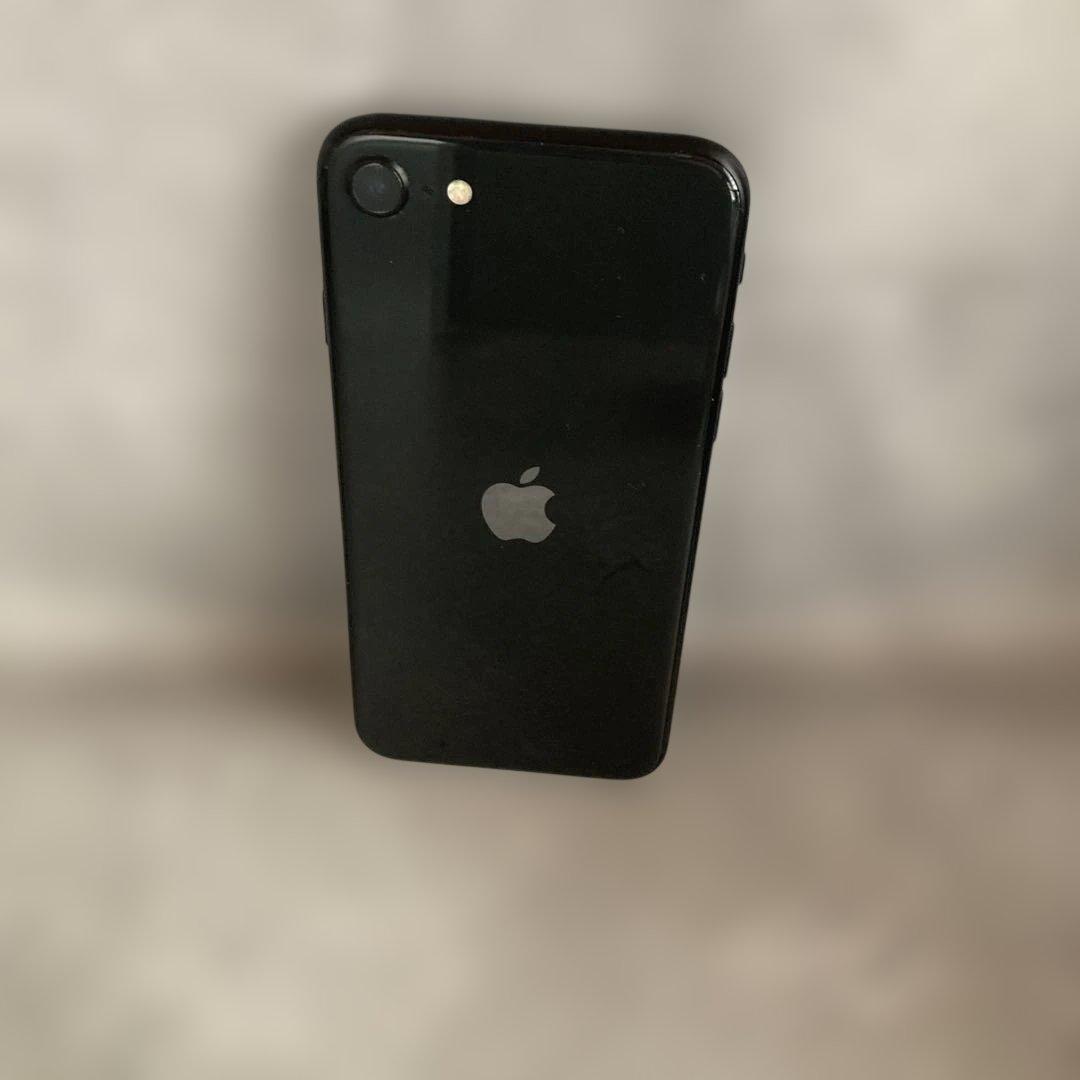 ゆ*。様 Apple iPhone SE2 ブラック 本体