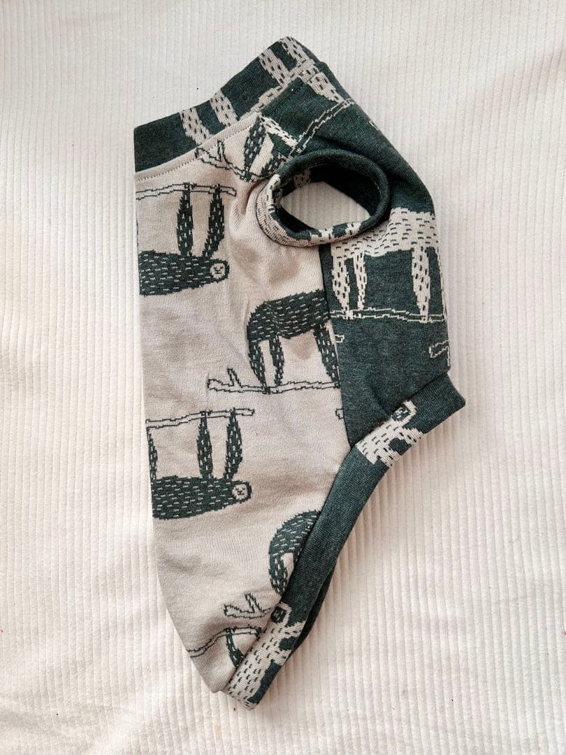 犬服ハンドメイド　タンクトップ(まゆこ)