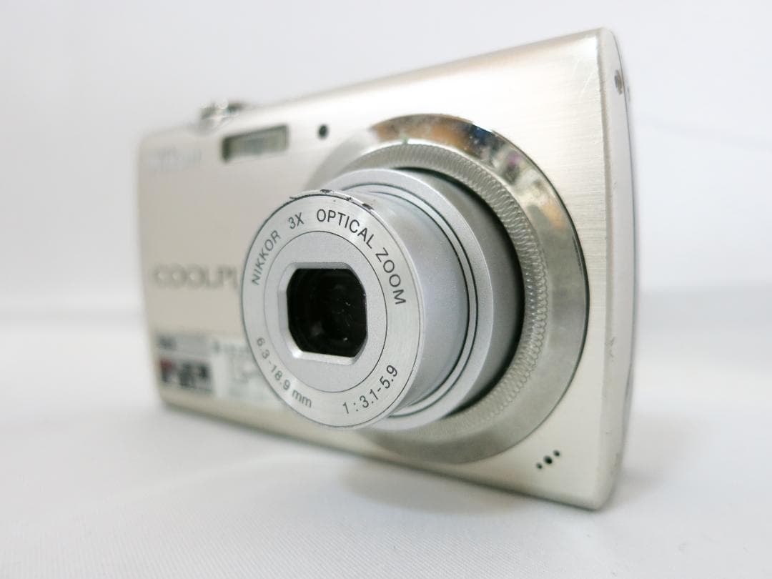 コンパクトデジタルカメラ Nikon COOLPIX S230 シルバー