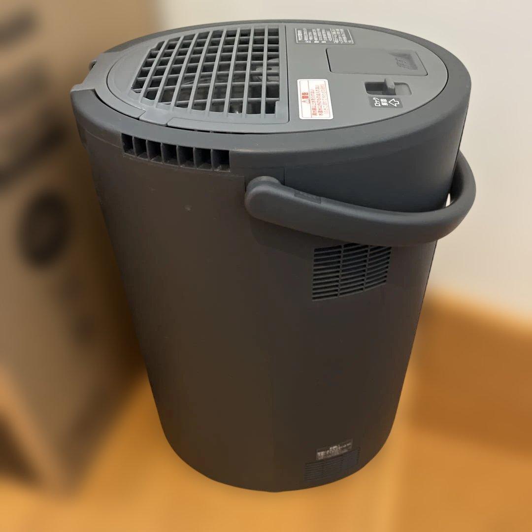 2024年製　 Zojirushi EE-TA60-BM ブラック 置き型加湿器