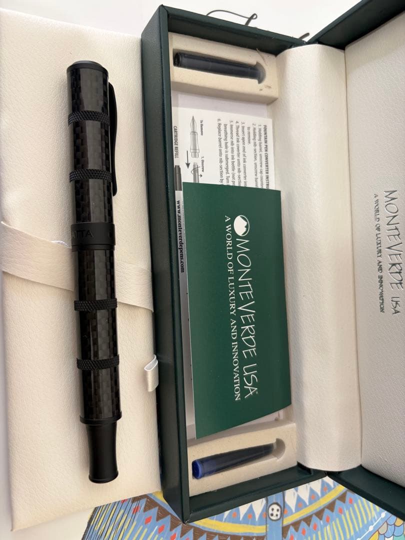 MONTEVERDE ブラック 万年筆 カーボンファイバー
