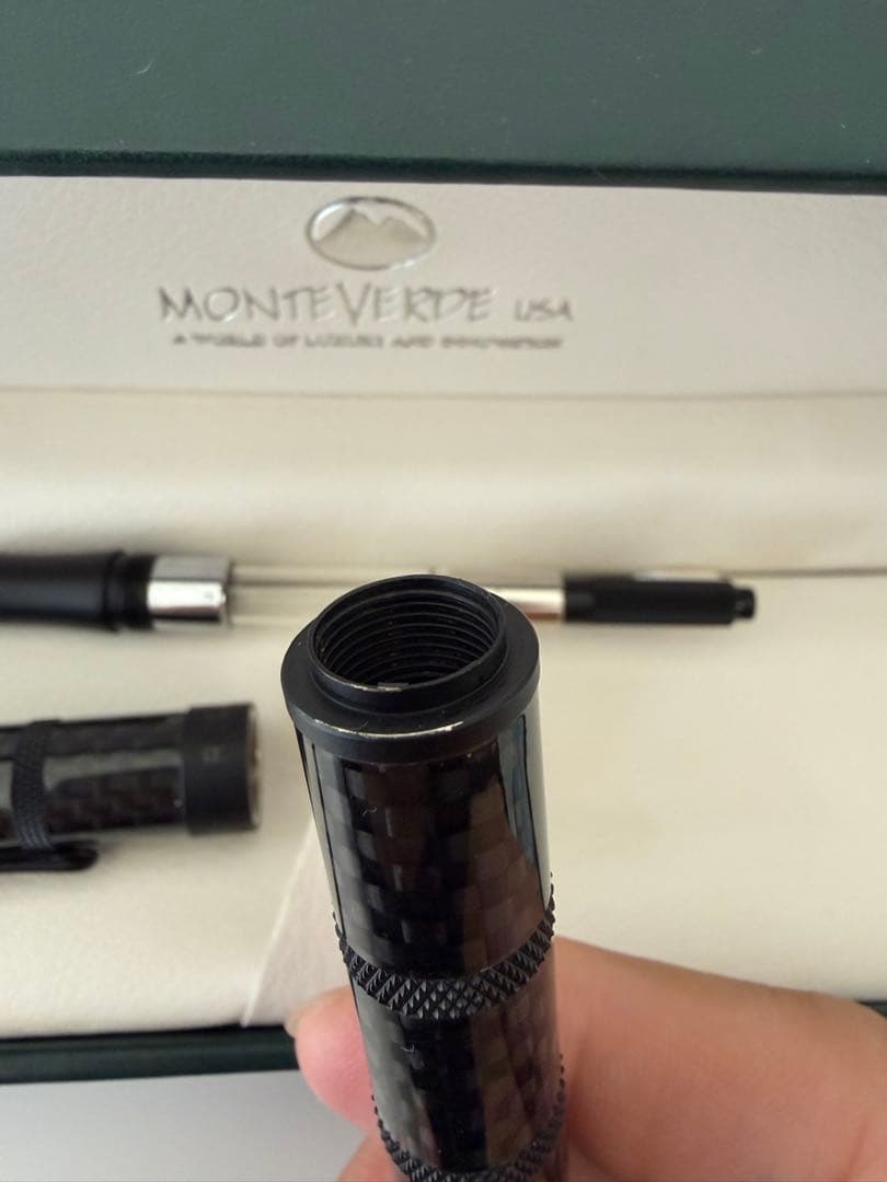 MONTEVERDE ブラック 万年筆 カーボンファイバー