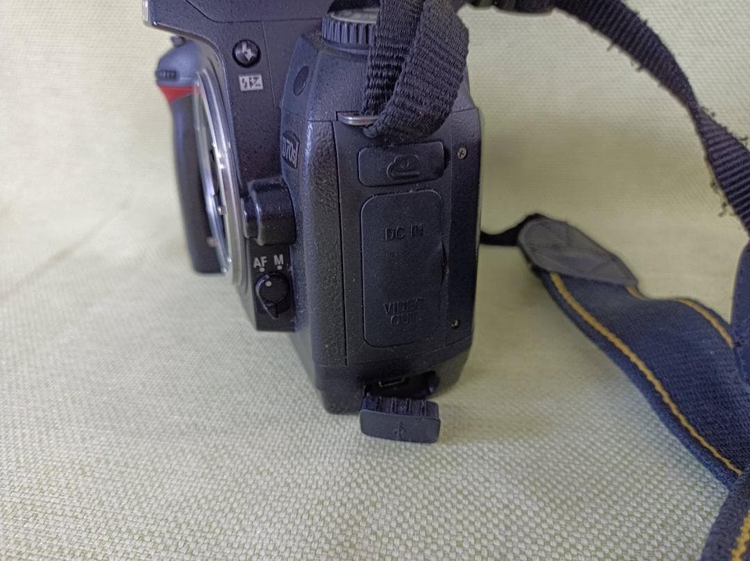 都《FGPWL》NIKON　ニコン　D70S　18-70レンズ　カメラ＋レンズ