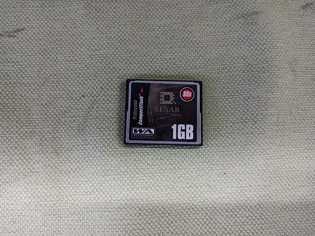 都《FGPWL》NIKON　ニコン　D70S　18-70レンズ　カメラ＋レンズ