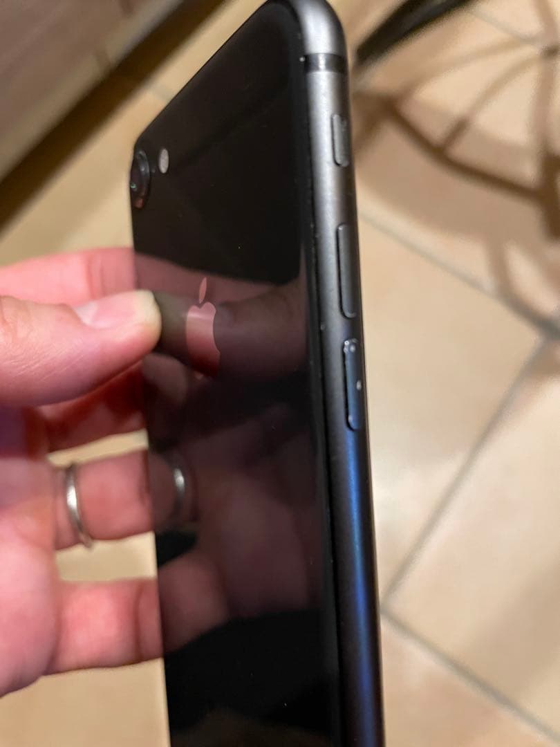 iPhone8 64G ブラック