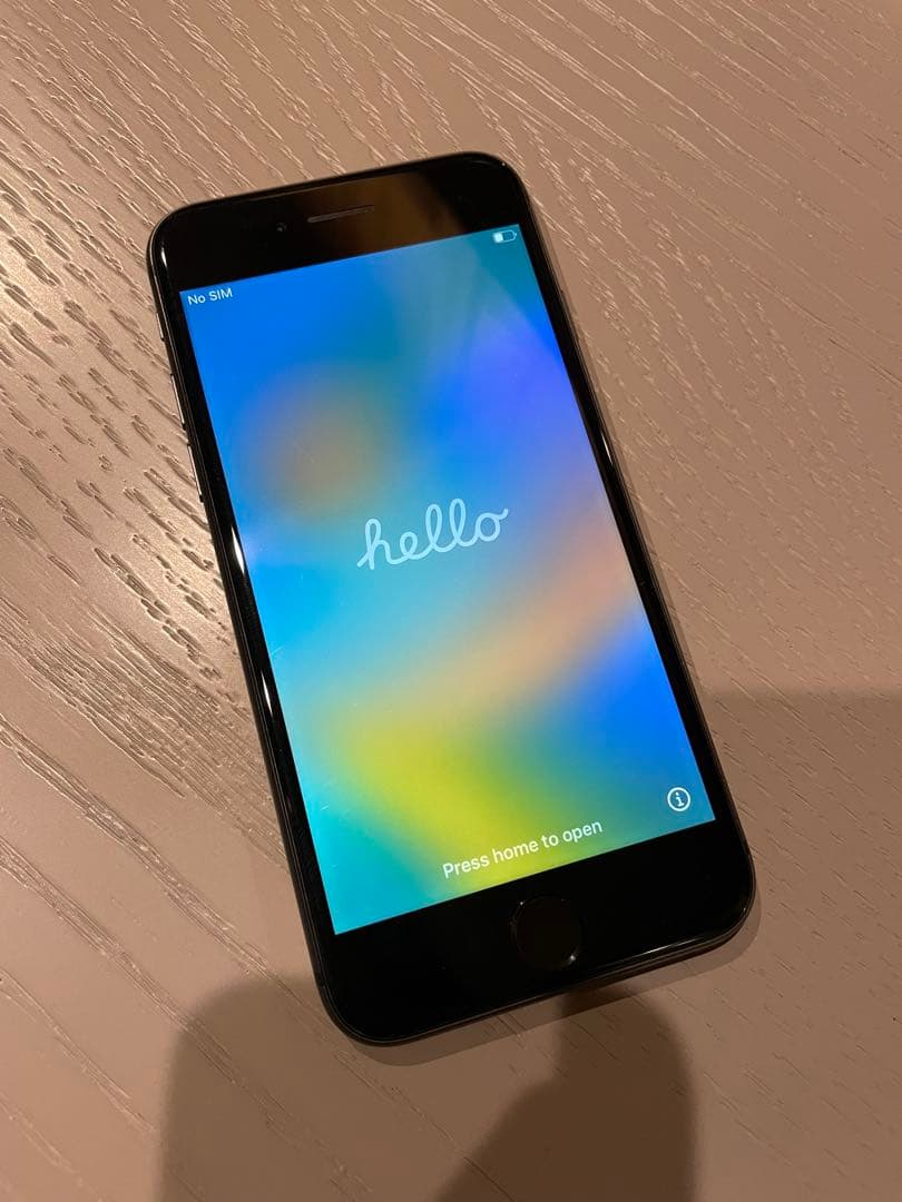 iPhone8 64G ブラック
