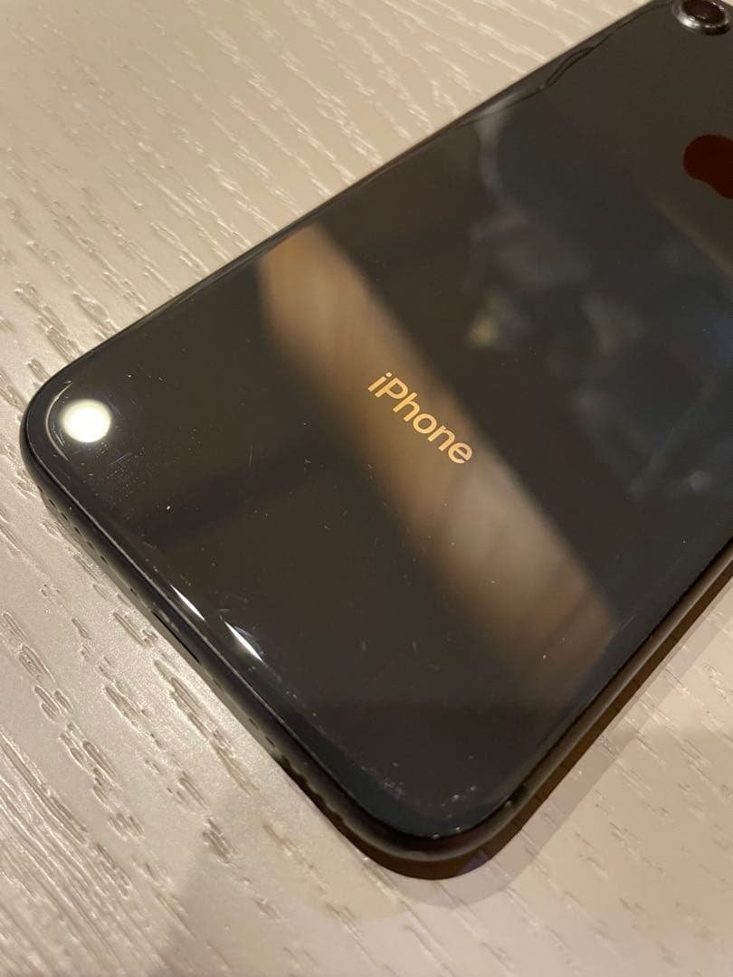 iPhone8 64G ブラック