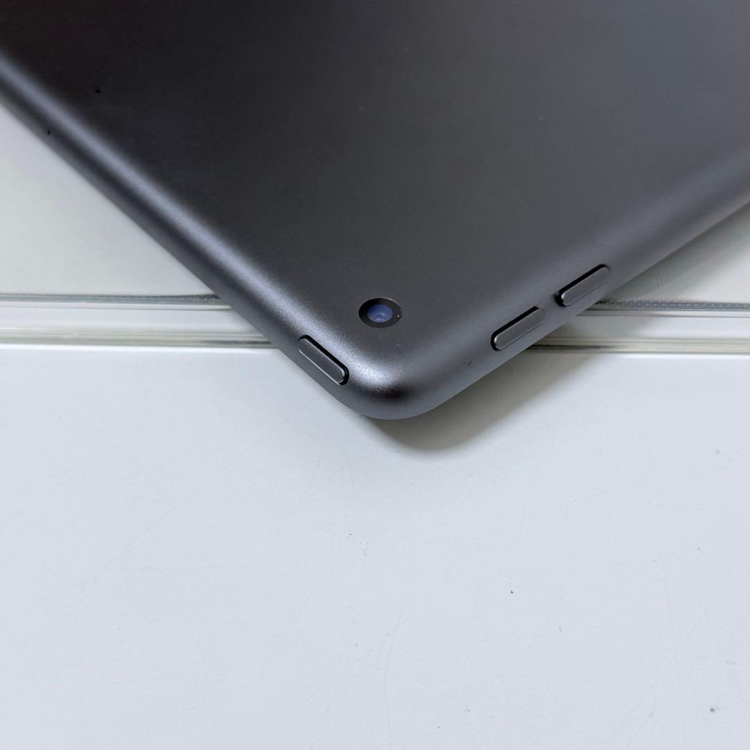 iPad 第9世代　64GB Wi-Fiモデル　美品