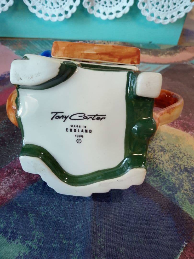 イギリスTONY CARTER ユニークな陶器製ティーポット