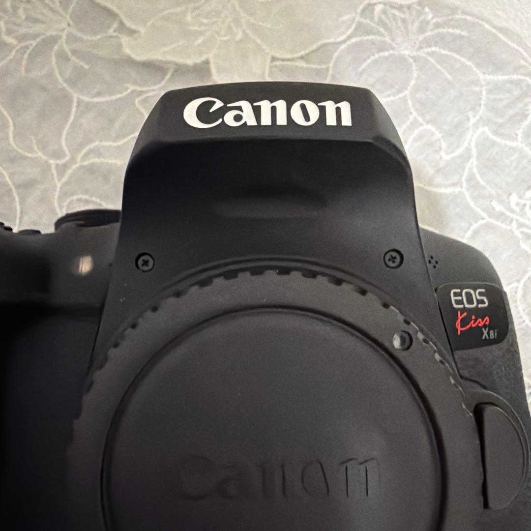Canon EOS Kiss X8i 一眼レフカメラ 本体