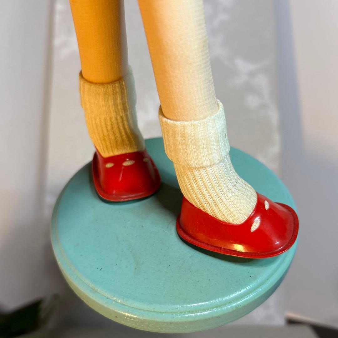 昭和レトロ＊可愛いポーズ人形　ピンクワンピース