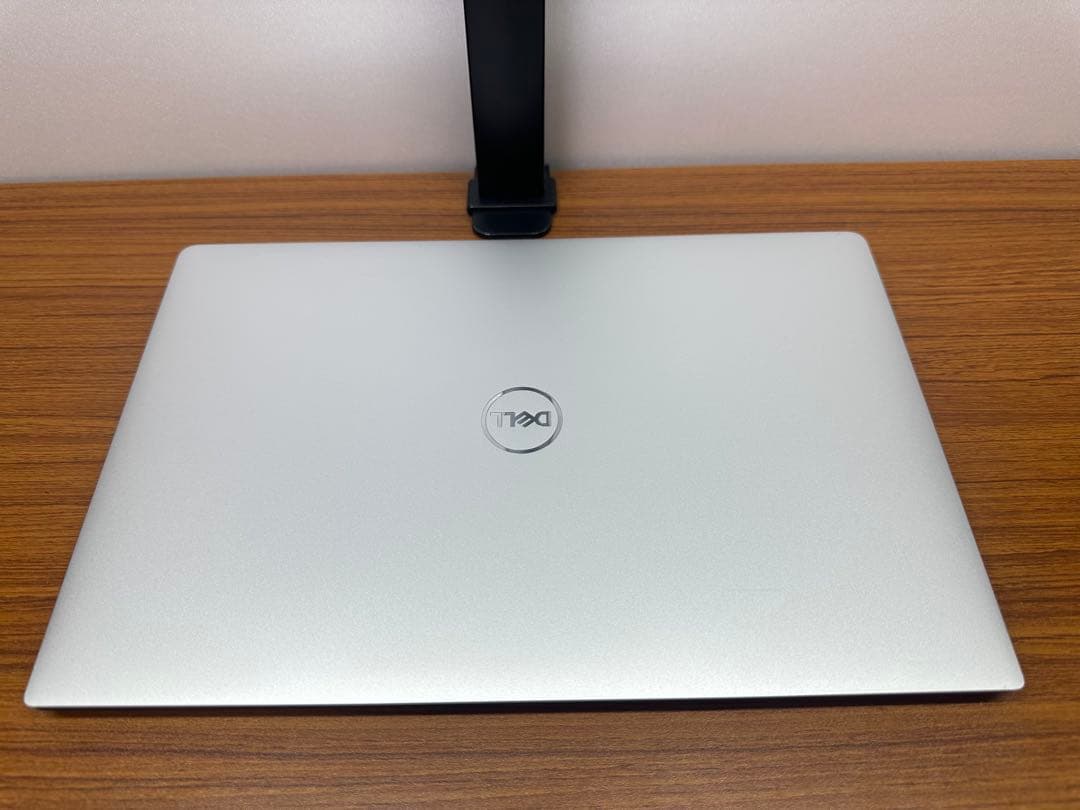 Windowsノート本体 1. Dell XPS 13 7390 i7-10710 16Gb 512Gb