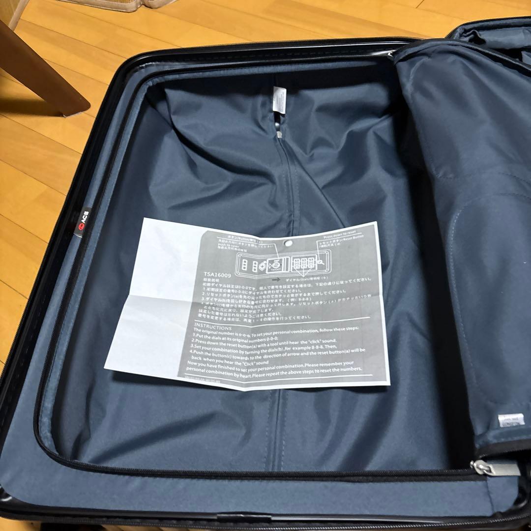 ミトハさんace exactブラックキャリーケース 中型 4輪キャスター
