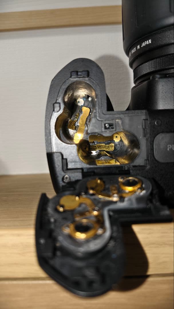 【ジャンク】【動作確認済】PENTAX K200 デジタル一眼レフカメラ