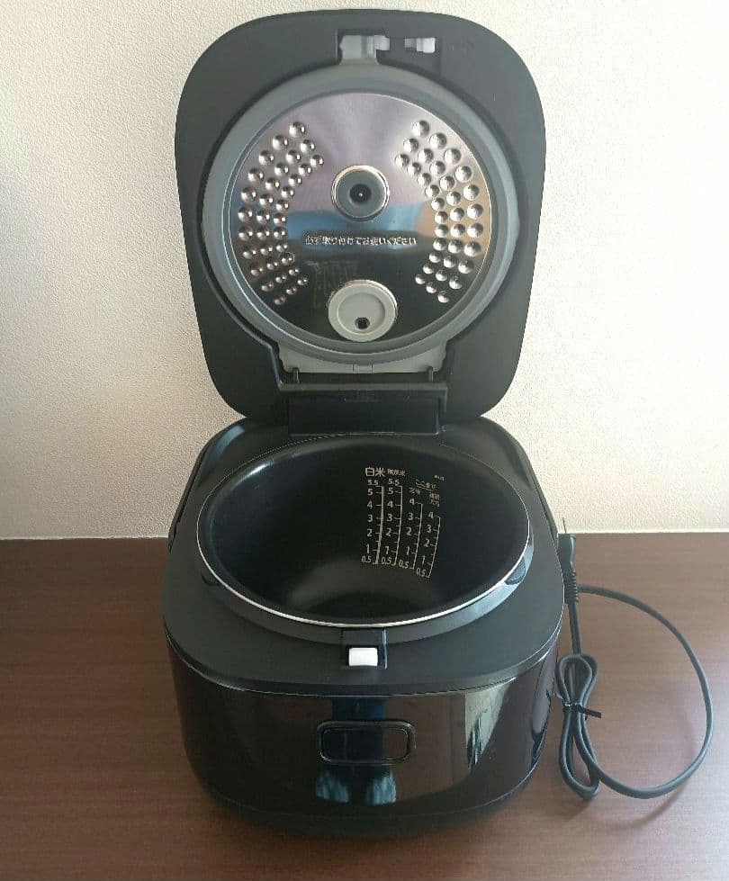 TOSHIBA 東芝 IH炊飯器 5.5合炊き ブラック 黒