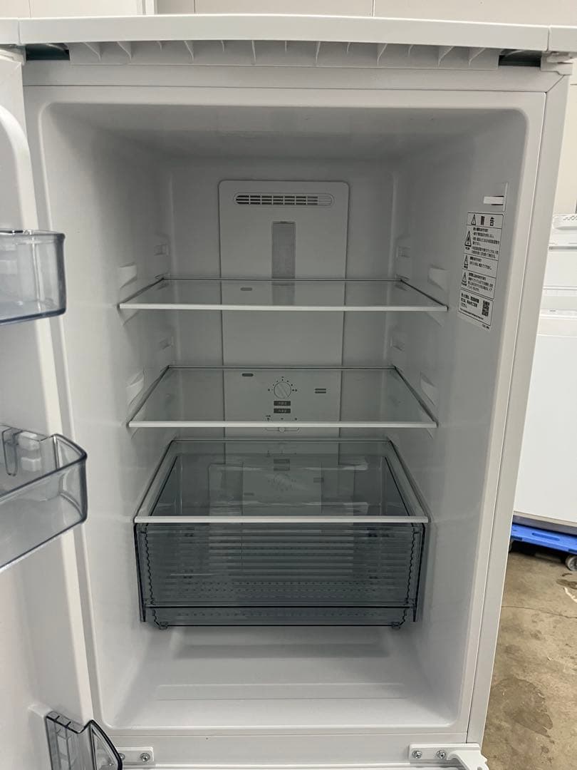 SHARP SJ-D18J-W 冷蔵庫 2023年製【美品】識T