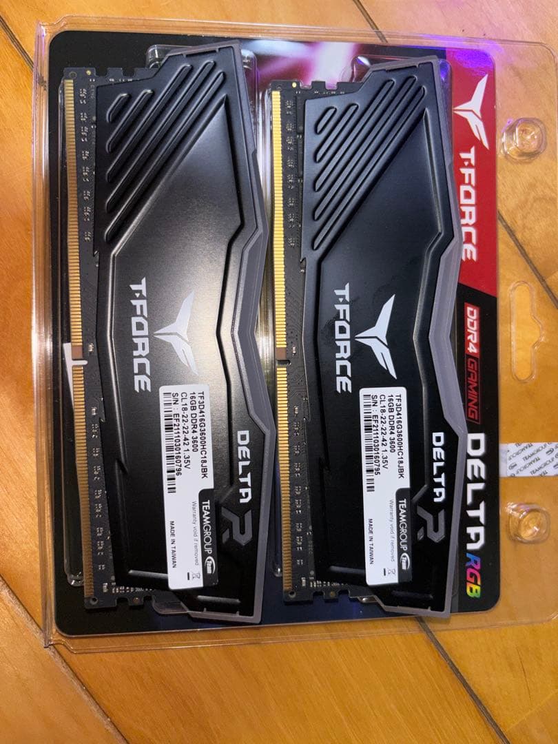 T-FORCE DELTA R RGB 32GB (16GB×2)