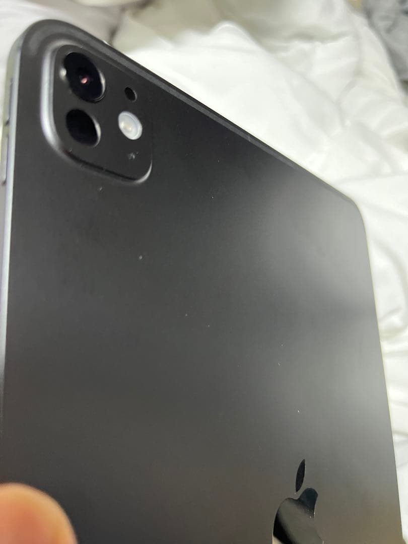 美品　iPad Pro M4 11インチ　512GB 純正カバー付き