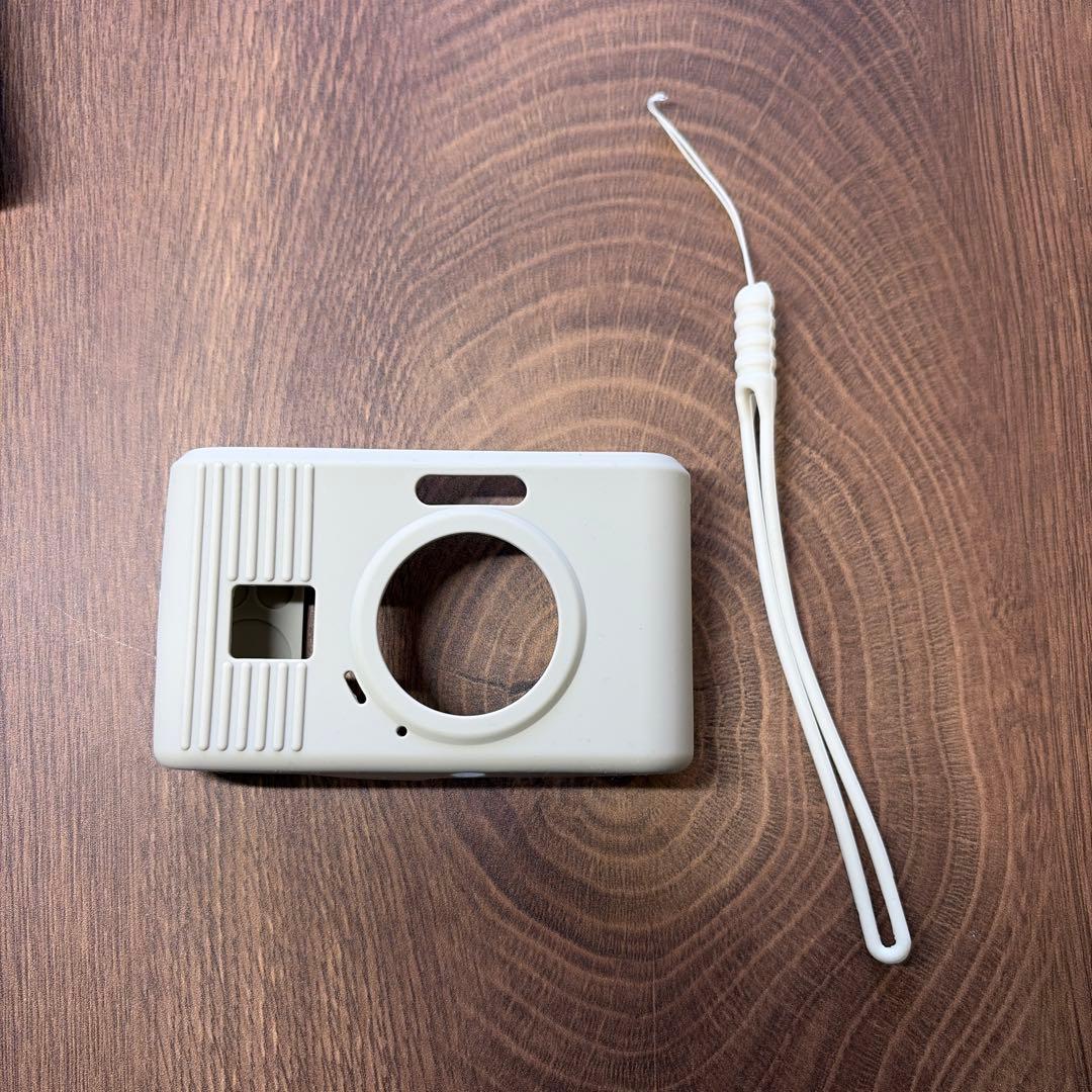 Kodak PIXPRO C1 コンパクトデジタルカメラ➕シリコンカバー＆三脚