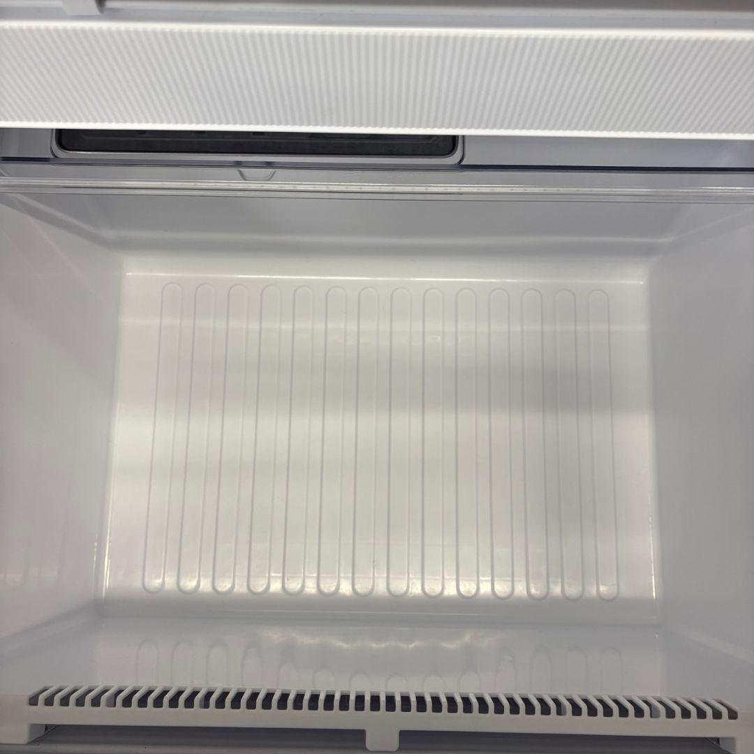 208　冷蔵庫　SHARP　大型　500ℓ-600ℓ　安い　両開き　設置無料